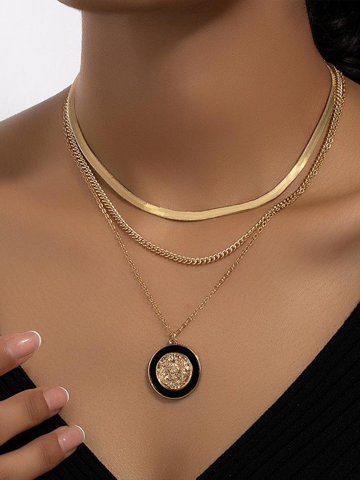 Collier multicouche pièce de monnaie