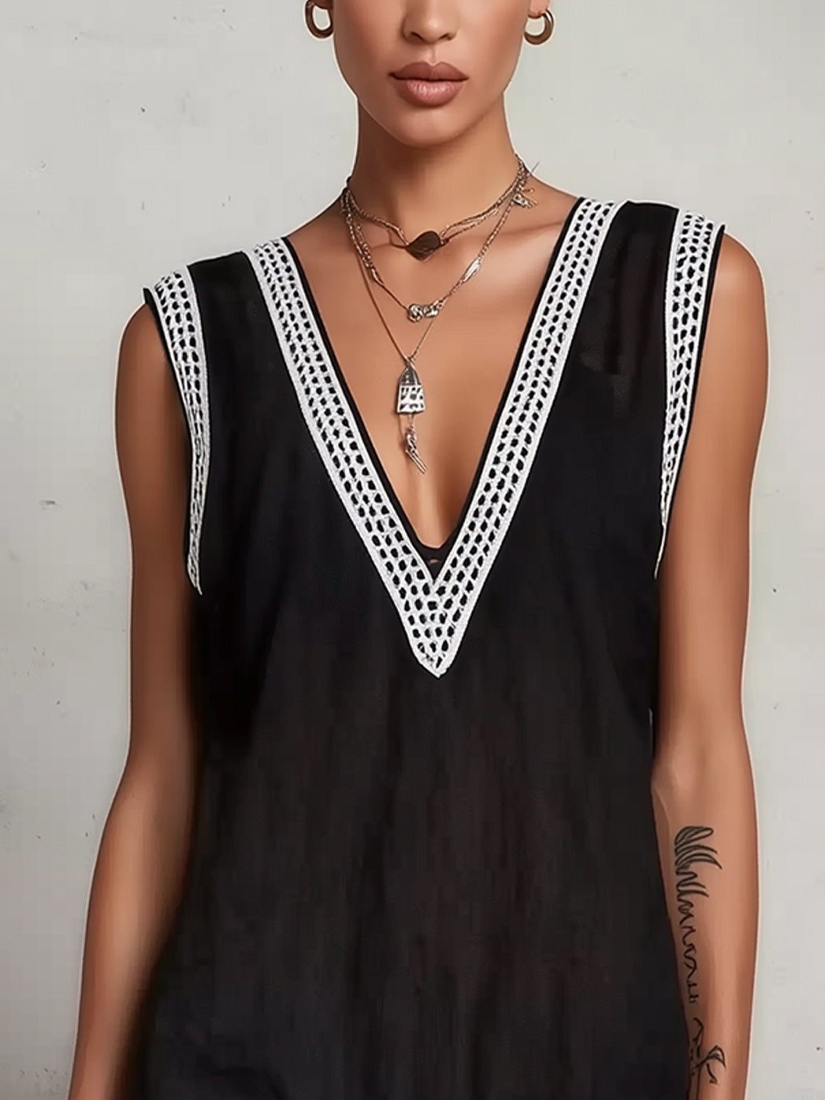 Black V-Neck Lace Trim High-Low Hem Sleeveless Dress