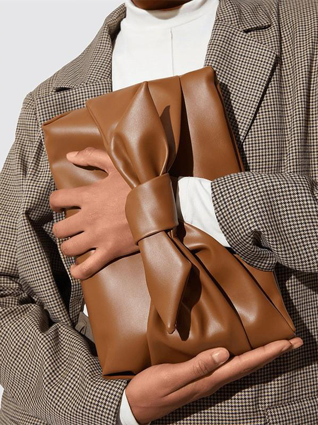 Folded Bowknot Clutch Bag