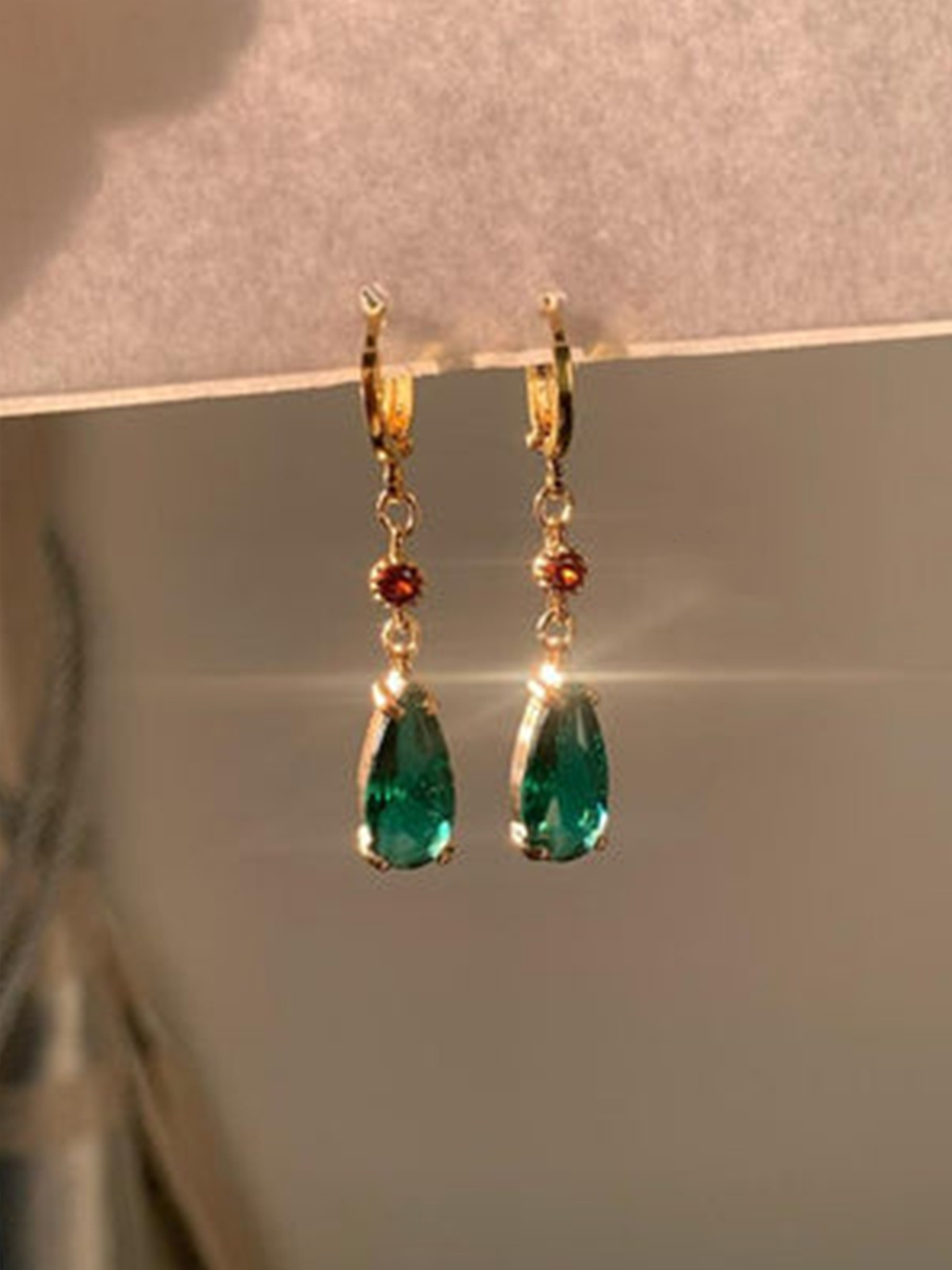Boucles d'oreilles en cristal vert