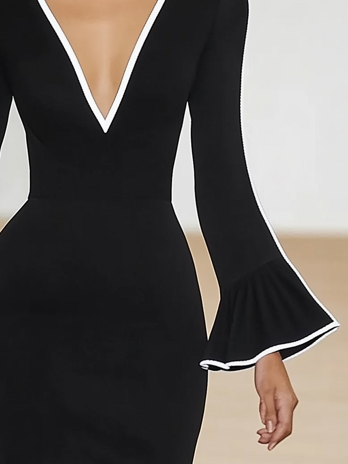 Flared Sleeve Mermaid Bodycon Dress With White Trim