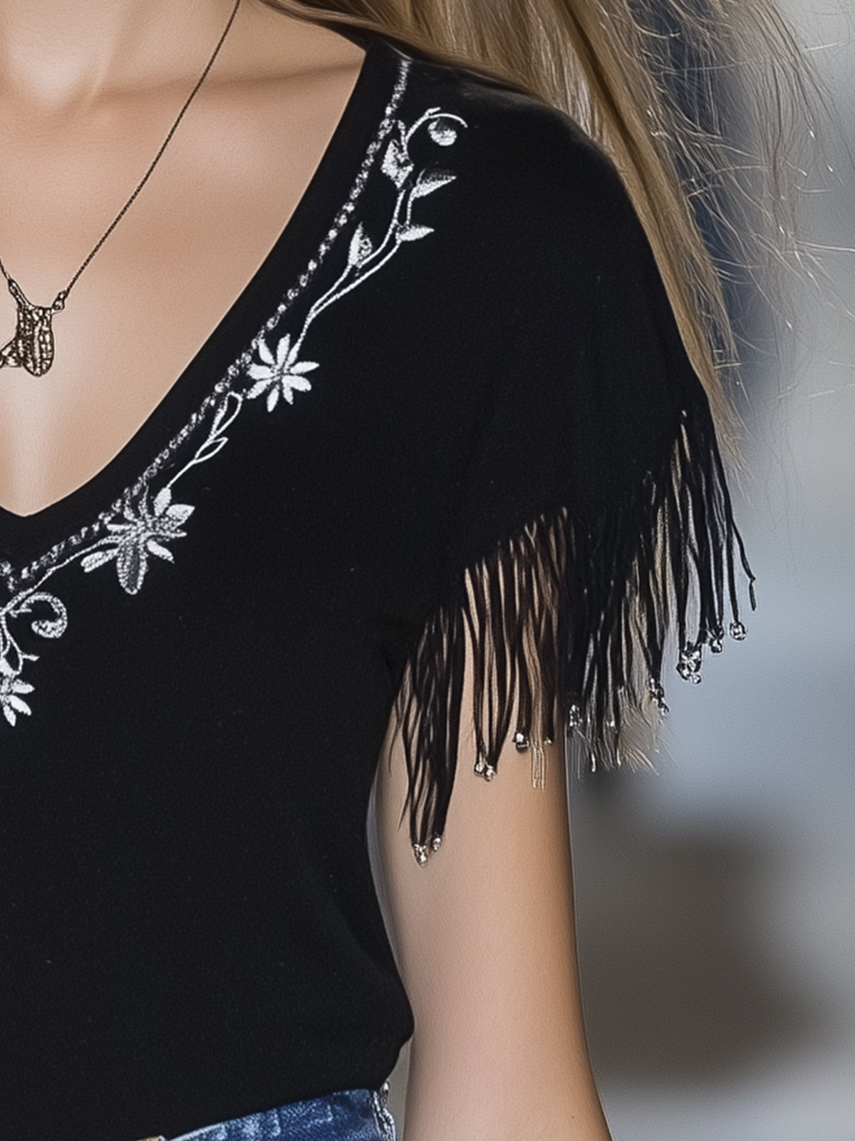 White Floral Embroidery Fringe Short Sleeve Fashion T-Shirt