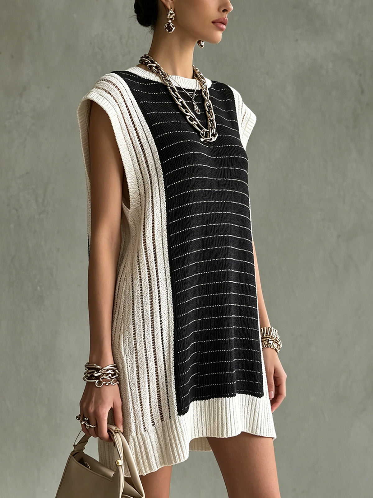 Black And White Contrast Knit Sleeveless Mini Dress