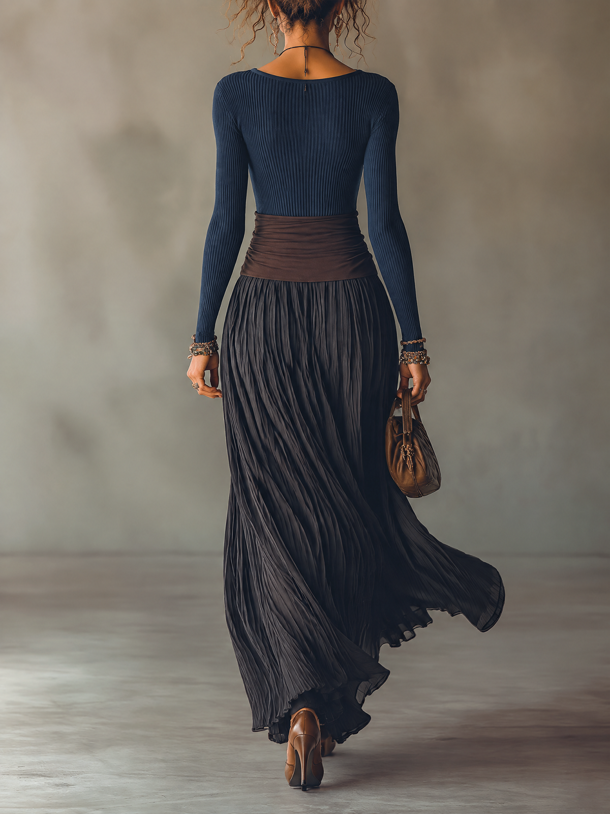 Navy Ribbed Scoop Neck Color Block Pleated Maxi Dress
