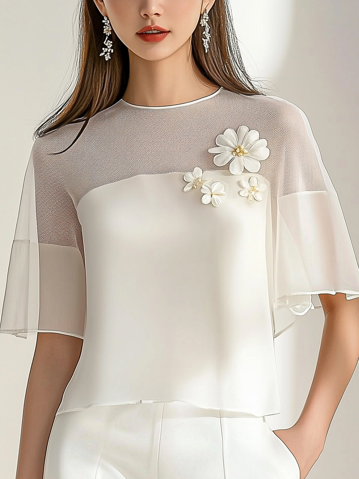 Mesh Neckline Applique Half-Sleeve Shirt