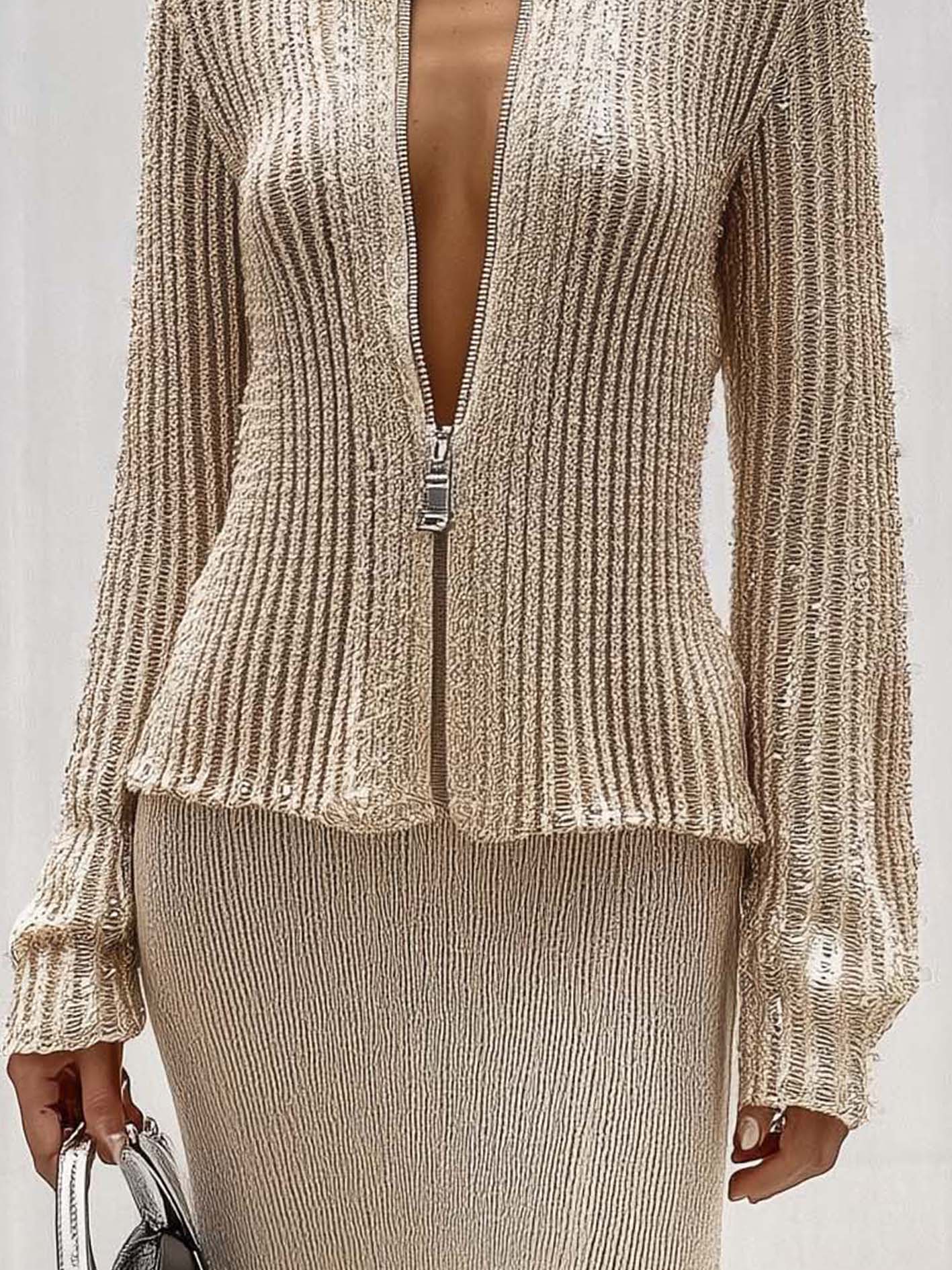 Fashionable Textured Beige Knitted Cardigan With Zipper