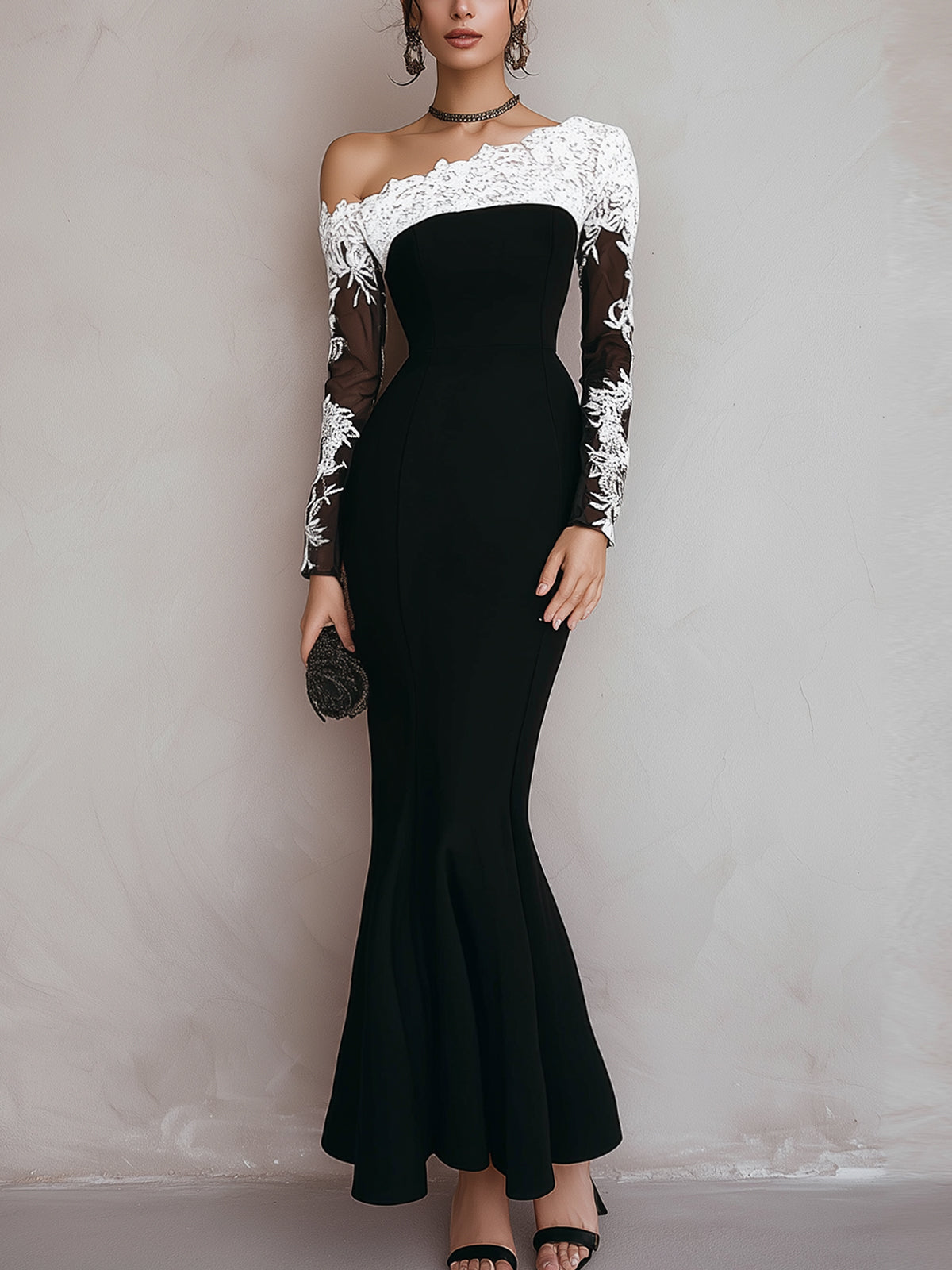 Black And White One Shoulder Lace Sleeve Bodycon Dress