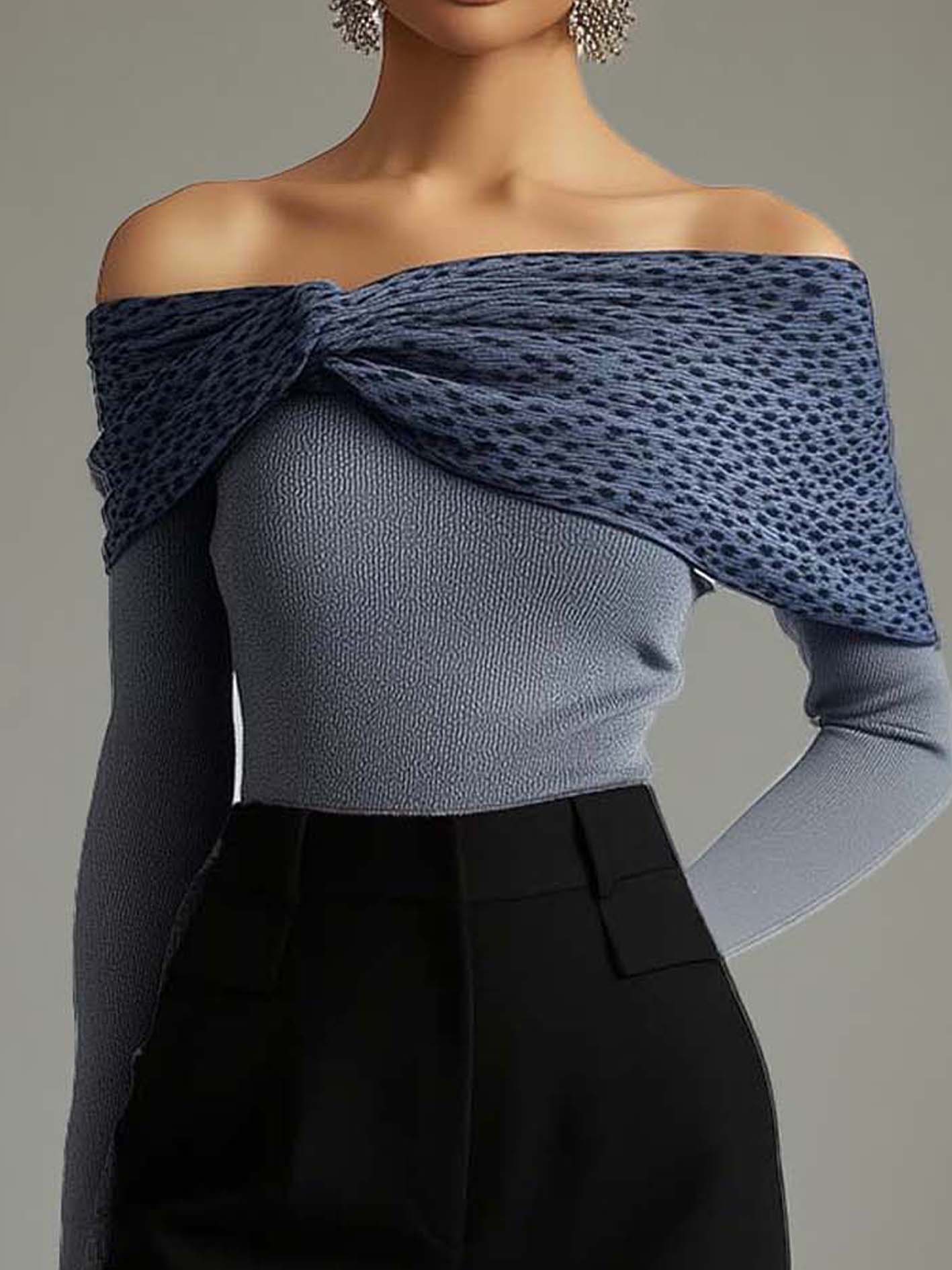 Off Shoulder Gray Knitted T-shirt With Blue Leopard Print Neckline