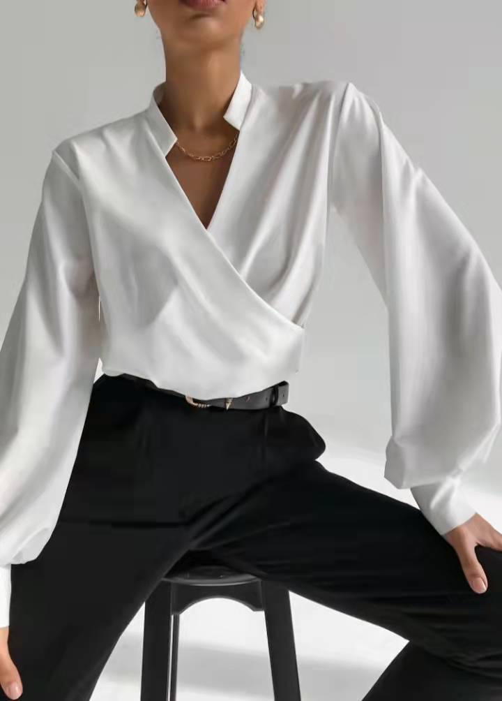 V-neck Solid Color Long-sleeved Shirt