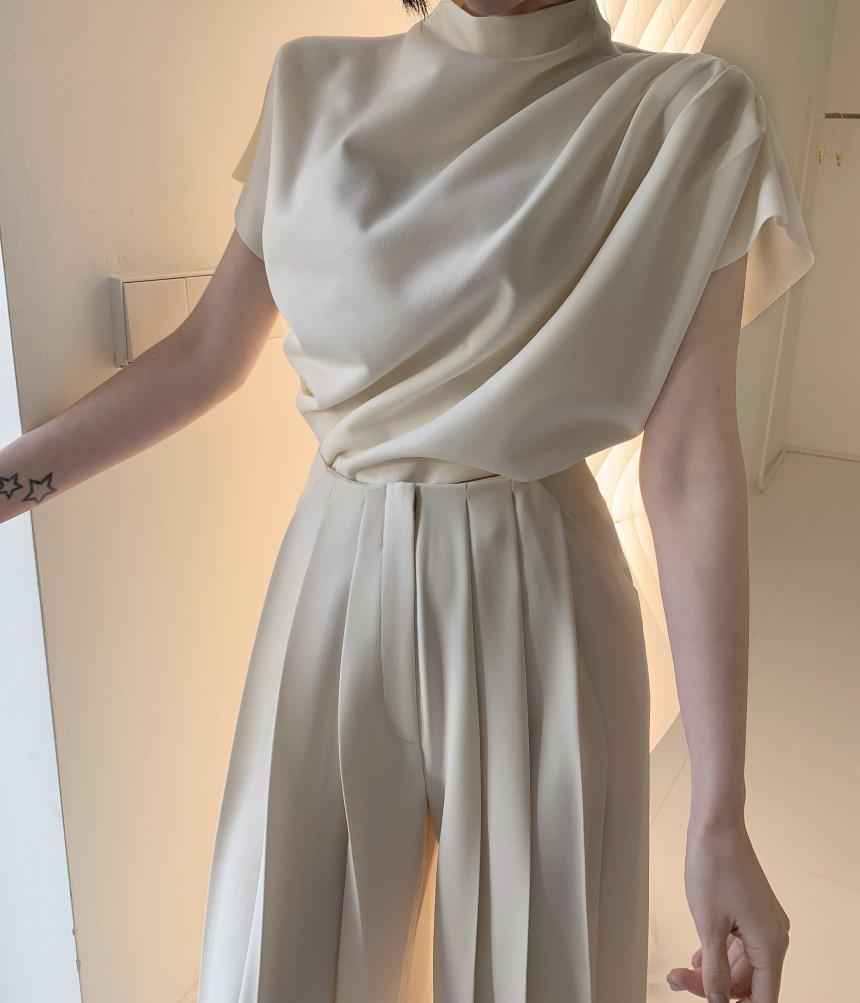 Pleated Top High-Waisted Wide-Leg Pants Suit