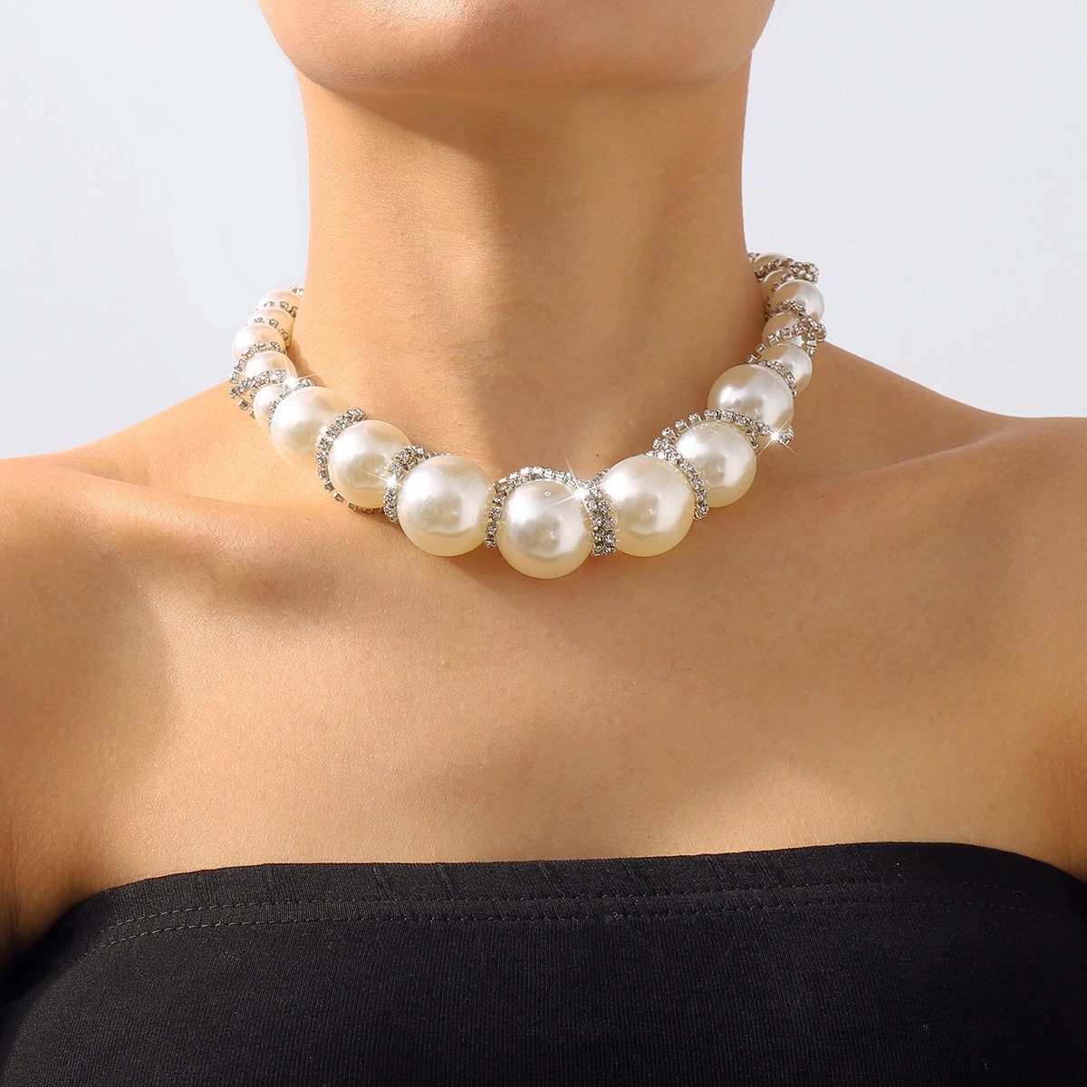 Wrapped Pearl Short Necklace