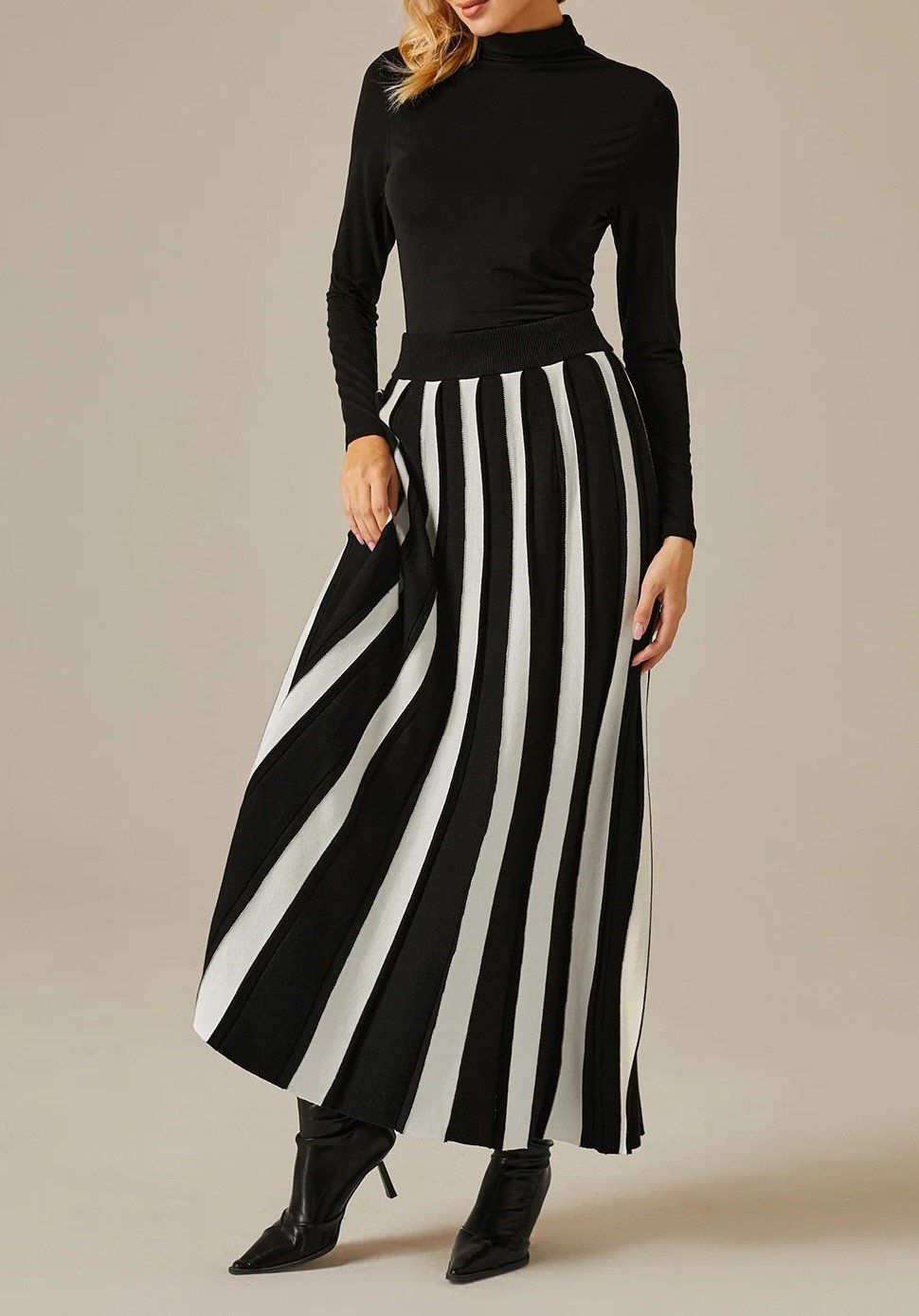 Color Block Long Loose Skirt