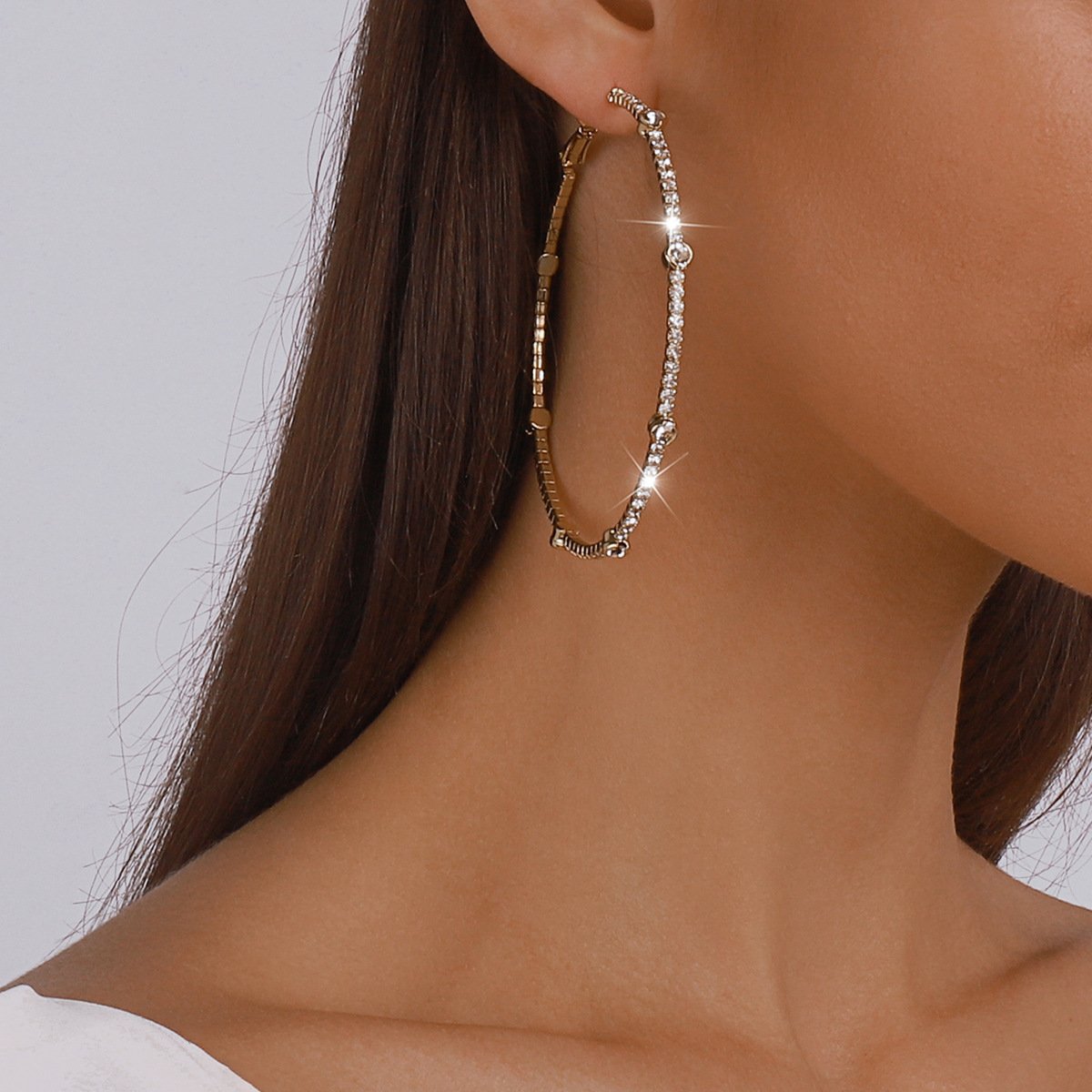 Boucles d'oreilles minimalistes en strass