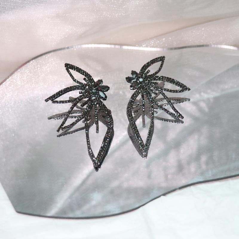 Hollow Butterfly Wing Earrings