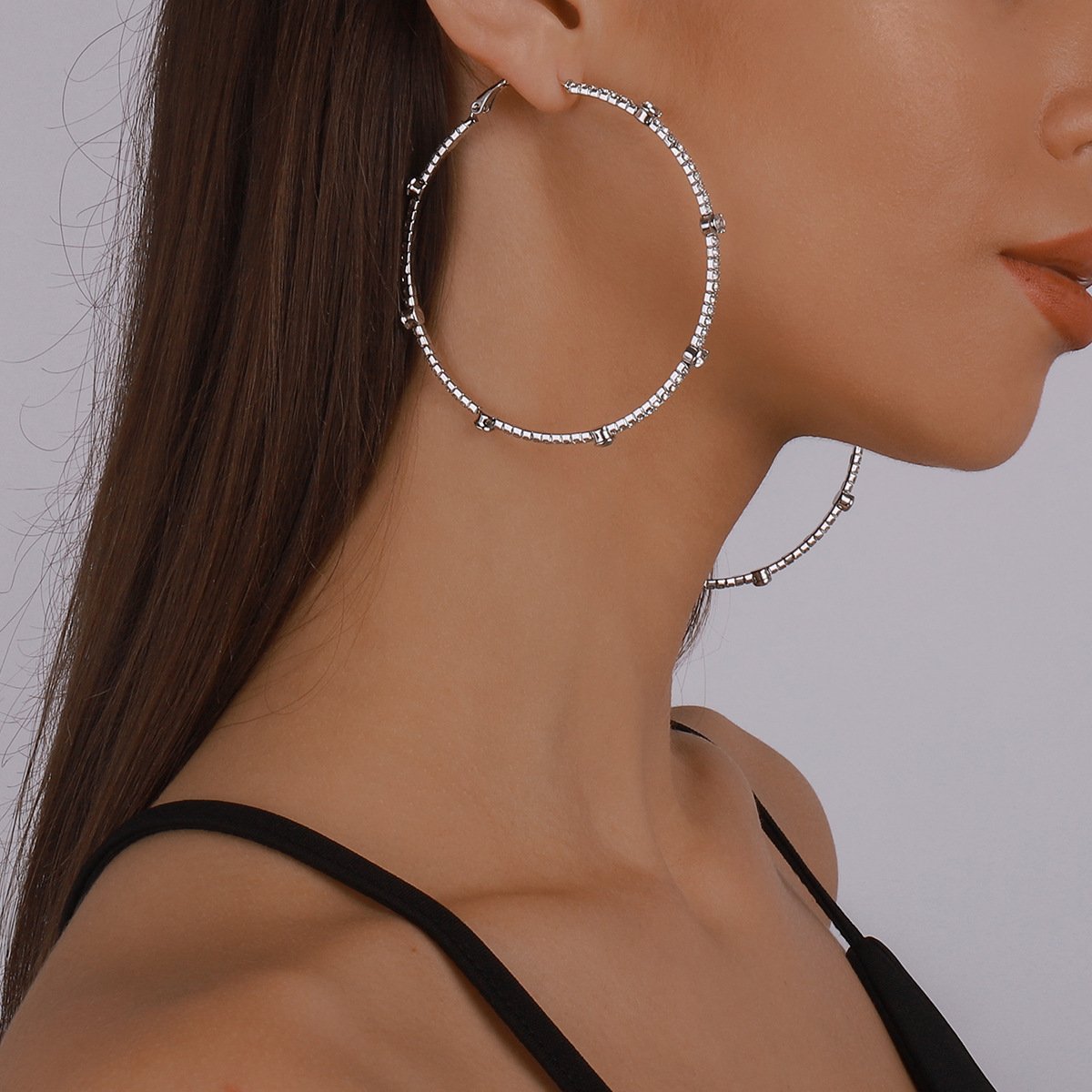 Boucles d'oreilles minimalistes en strass