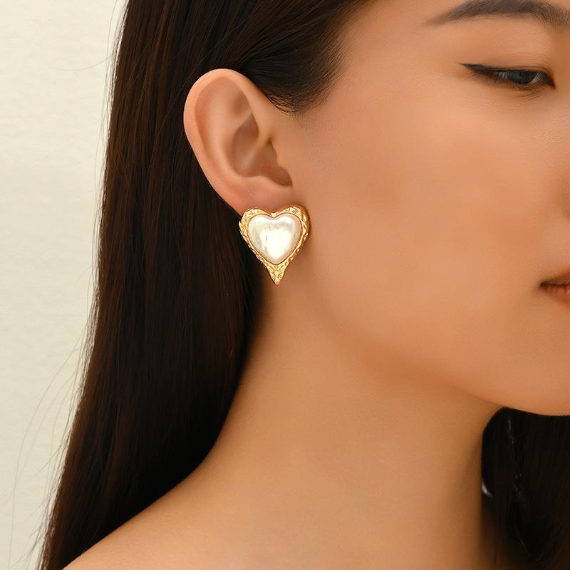 Love Earrings