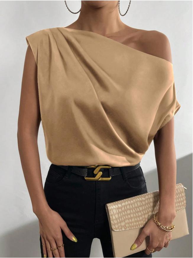 Asymmetric Solid Color One-Shoulder Shirt