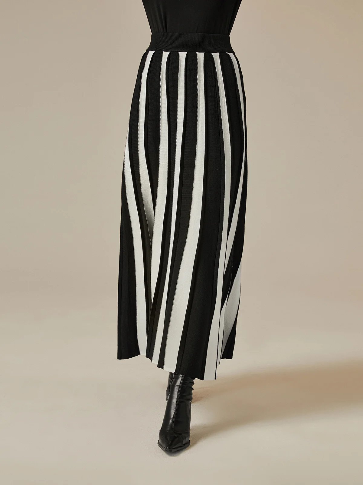 Color Block Long Loose Skirt